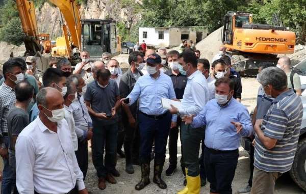 Bakan Soylu, Yağlıdere ve Espiye’de incelemelerde bulundu « Giresun